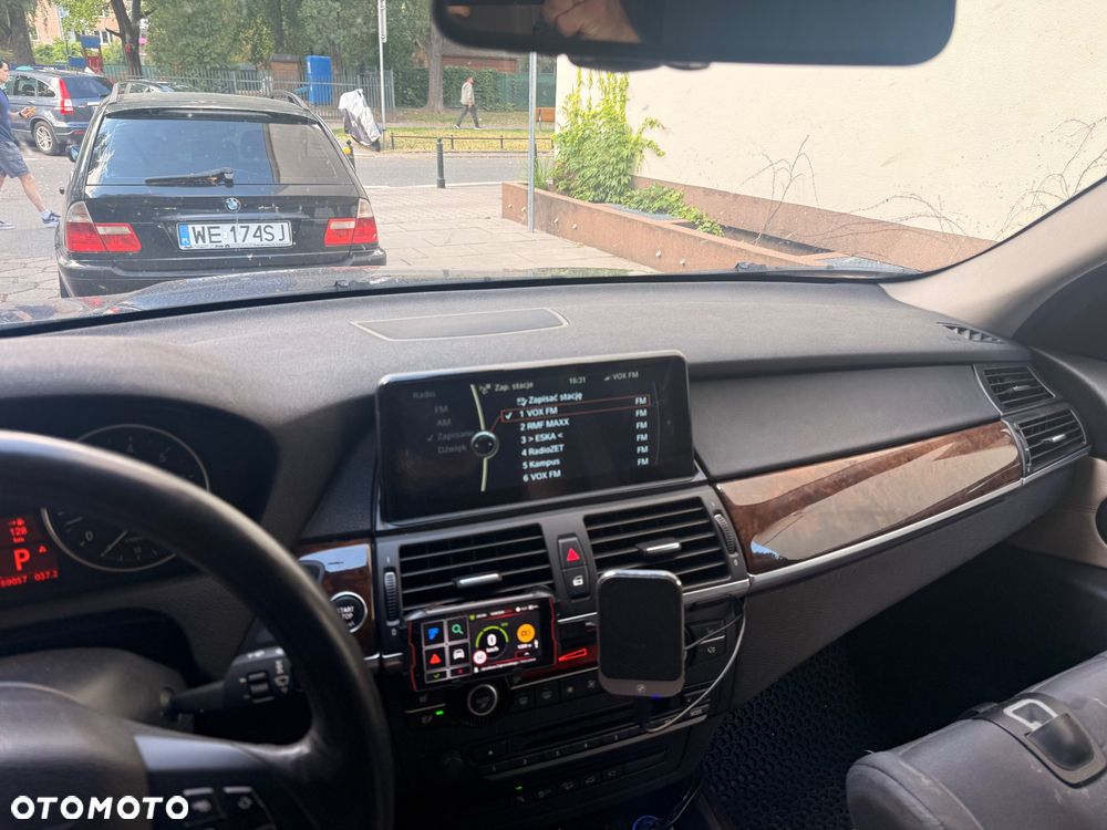 BMW X5 xDrive35i - 10