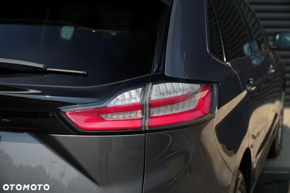 Ford Edge - 9