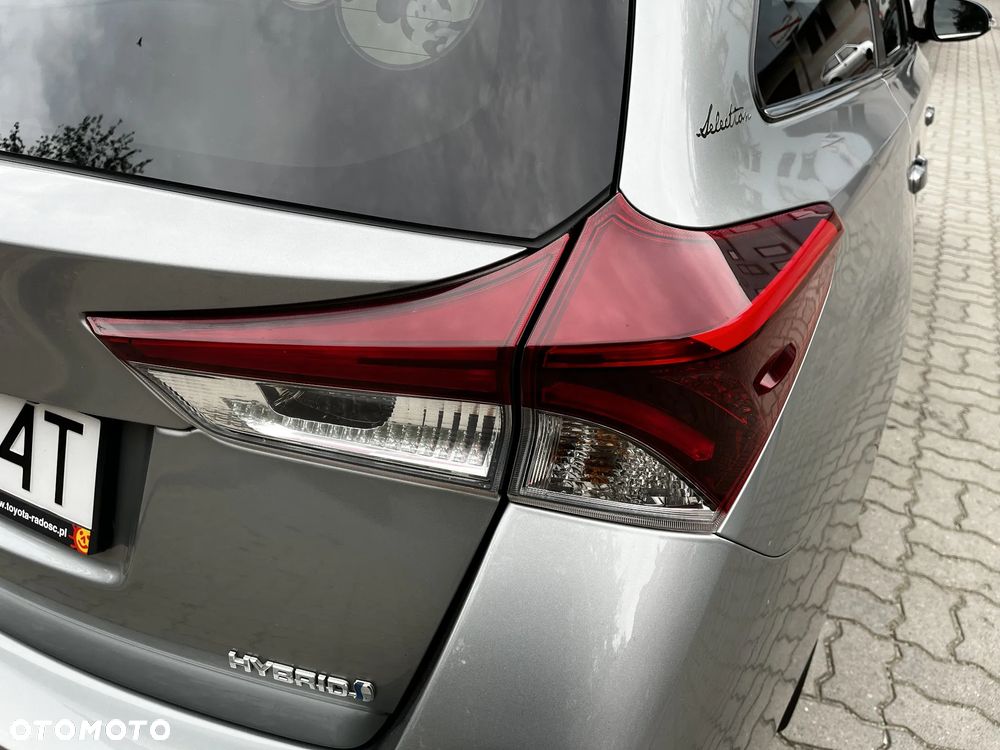 Toyota Auris Hybrid 135 Selection - 15