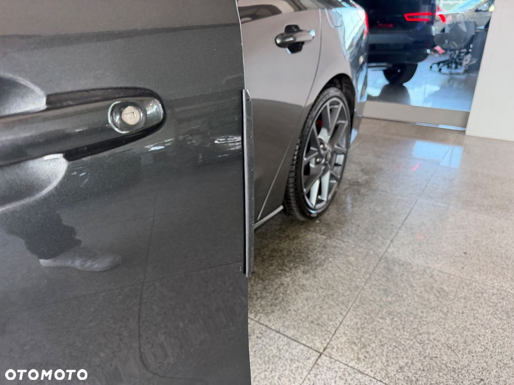 Ford Focus 2.3 EcoBoost ST X Edition - 20