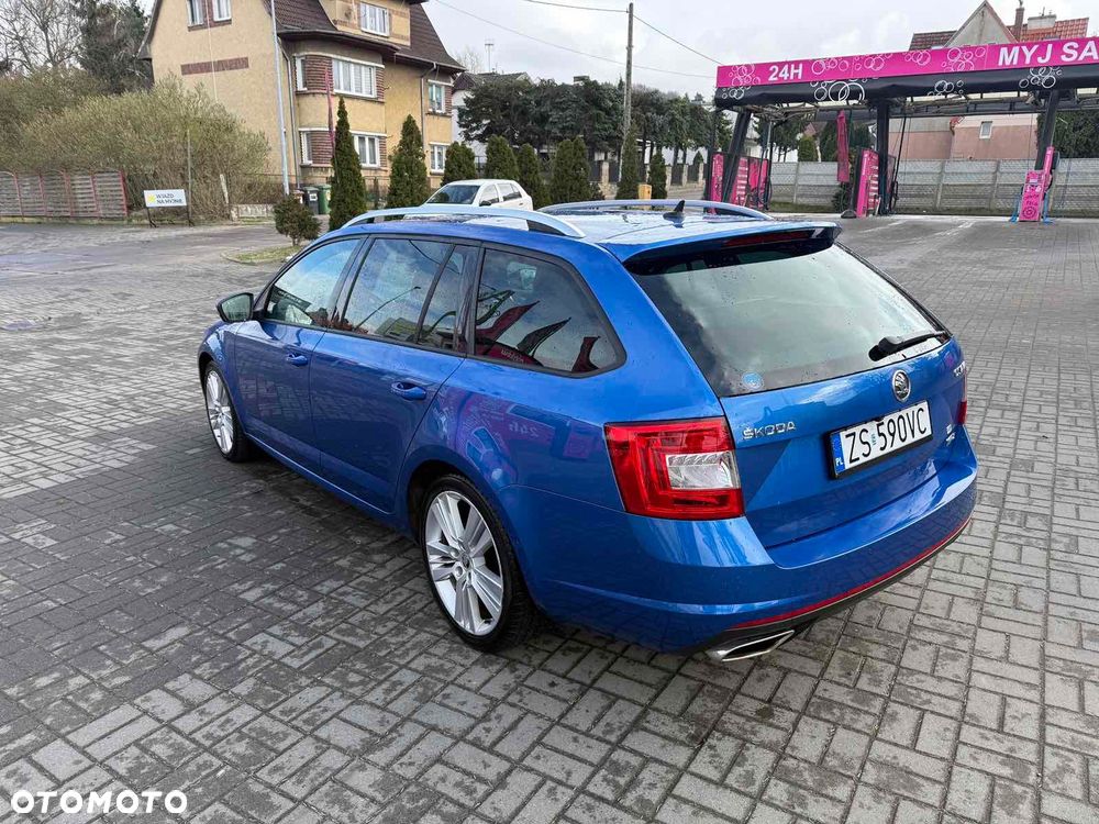 Skoda Octavia 2.0 TDI RS DSG - 4