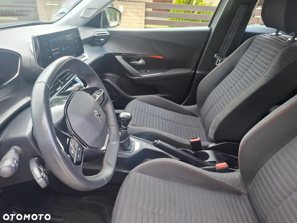 Peugeot 2008 PureTech 100 Active S&S BVM6 - 11