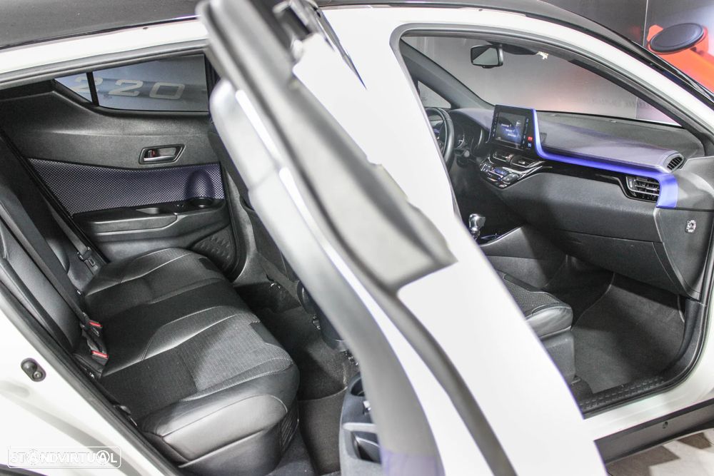 Toyota C-HR 1.8 HSD Comfort+P.Style - 14