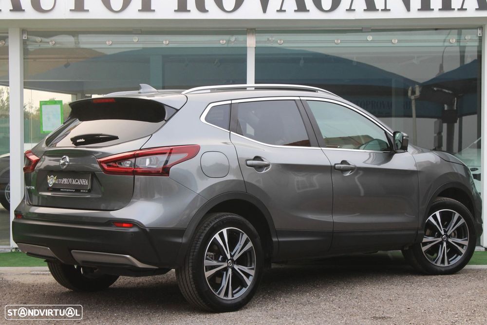 Nissan Qashqai 1.5 dCi N-Connecta J18+Led - 31