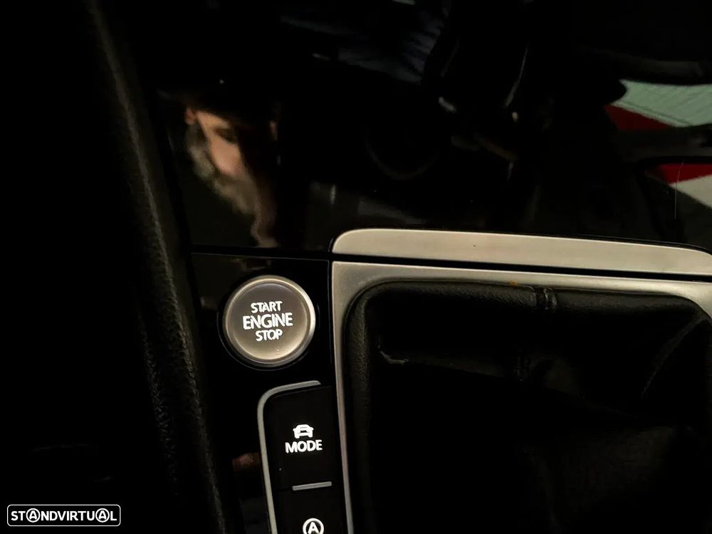 VW Golf Variant 1.6 TDi GPS Edition - 34
