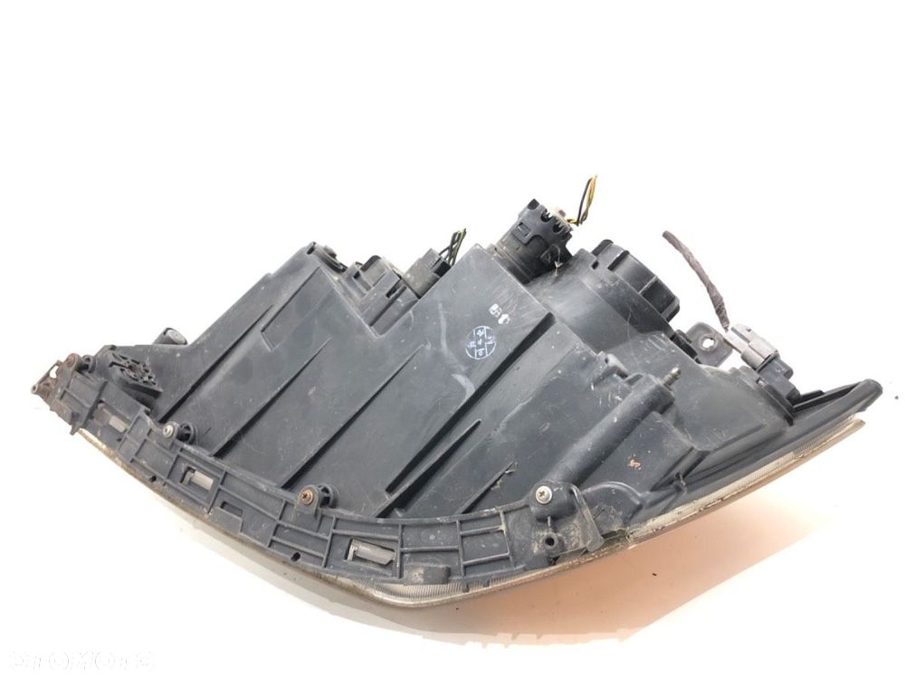 REFLEKTOR PRAWY PRZÓD  SSANGYONG KYRON 2005 - 2022 2.0 Xdi 4x4 104 kW [141 KM] olej napędowy 2005 - 4