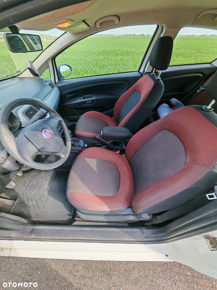 Fiat Punto 1.2 8V - 12