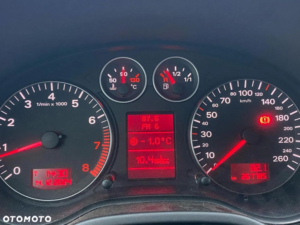 Audi A3 2.0 FSI Ambition - 13