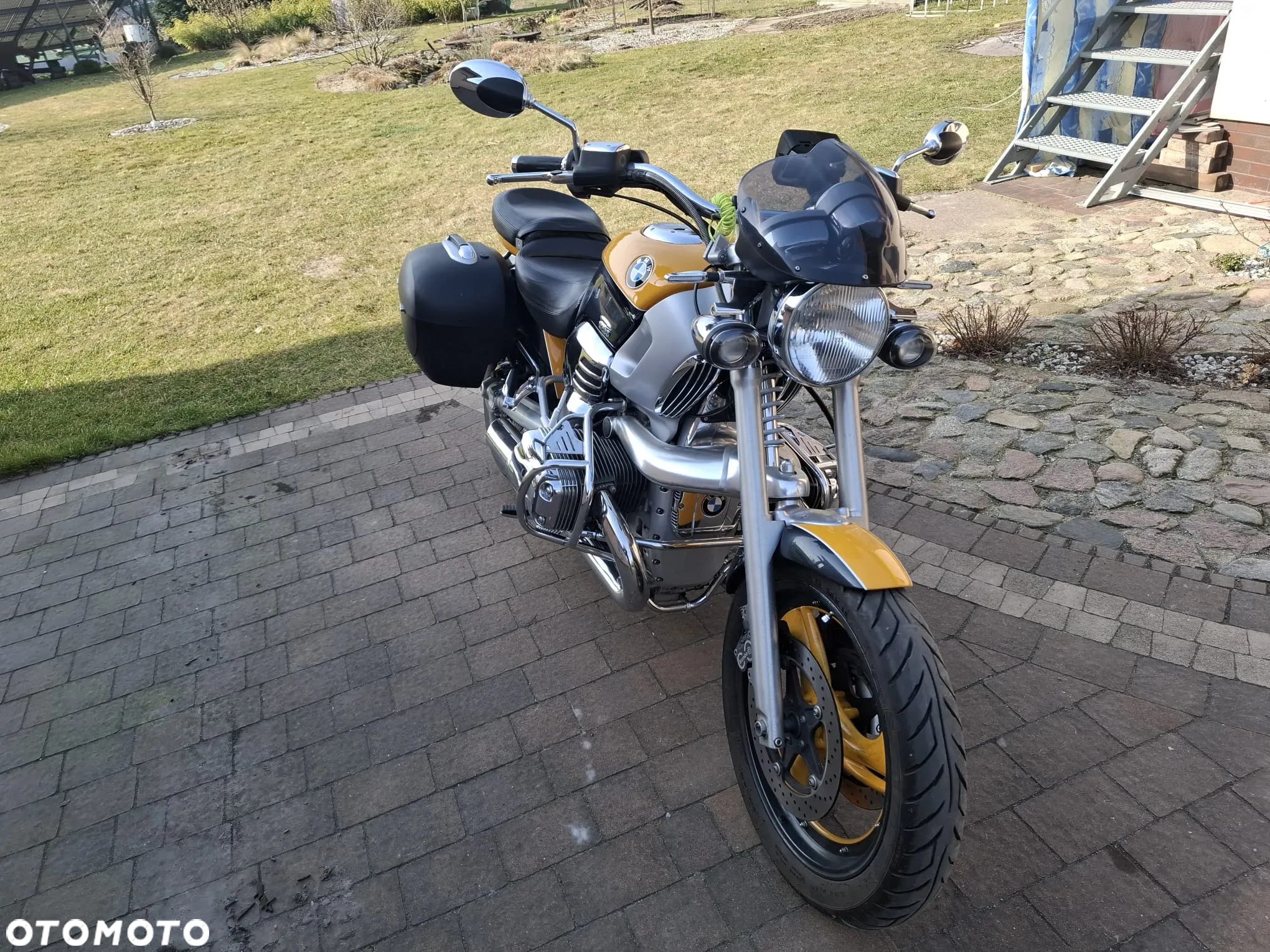 BMW R - 2