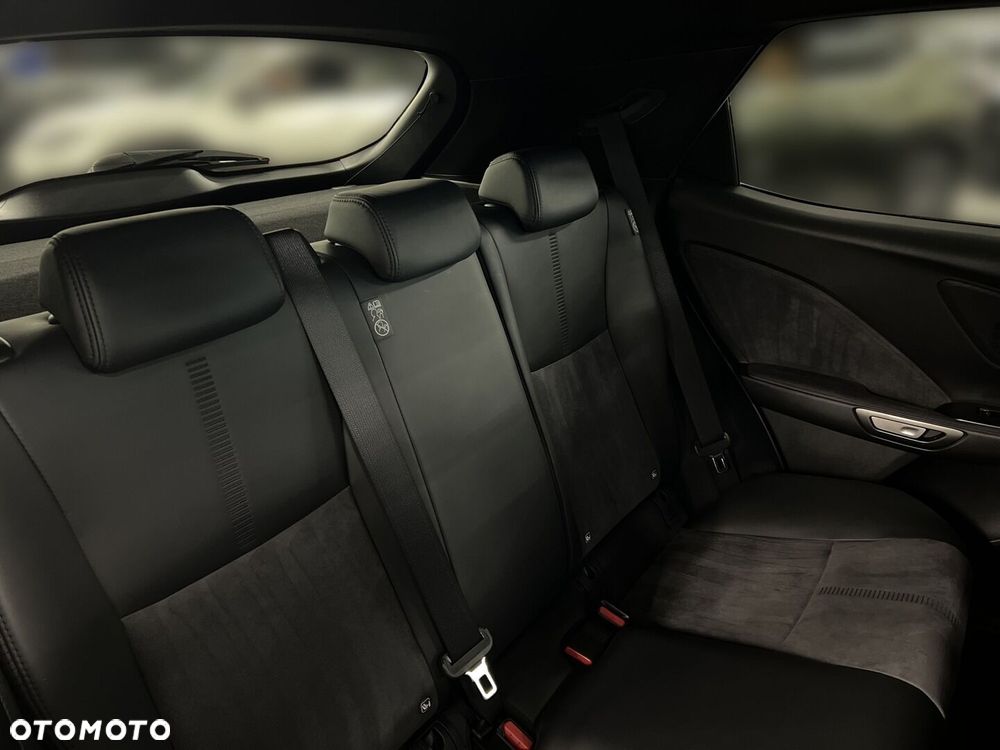 Lexus LBX 1.5 Hybrid Original Edition AWD - 15