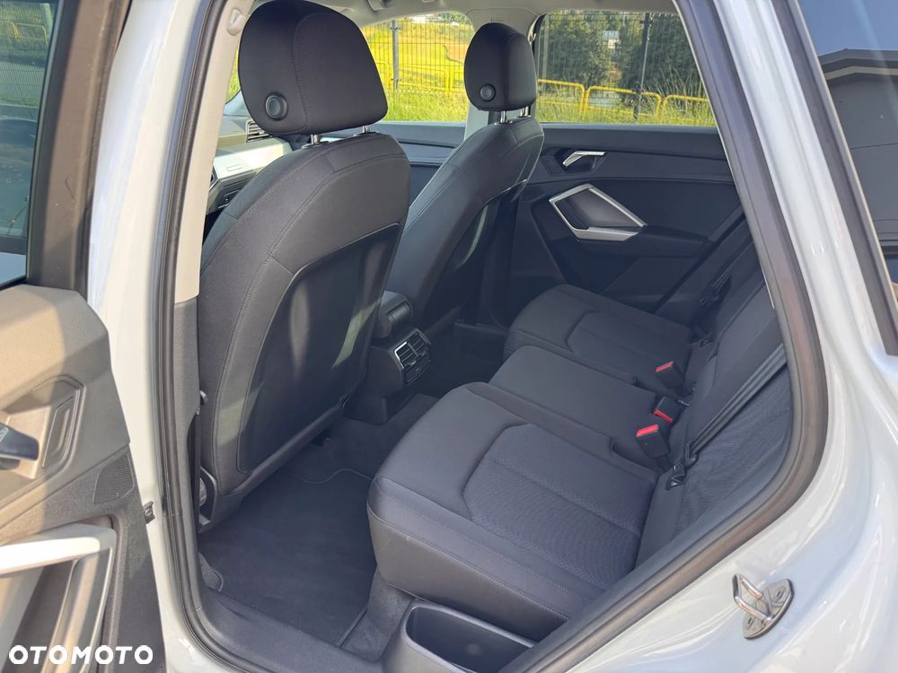 Audi Q3 - 17