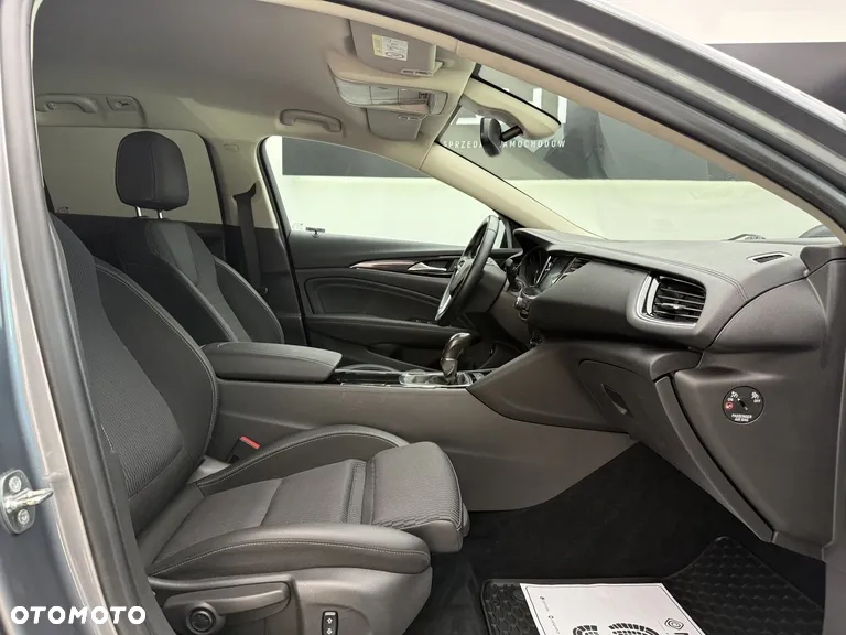 Opel Insignia Sports Tourer 2.0 Diesel Innovation - 18