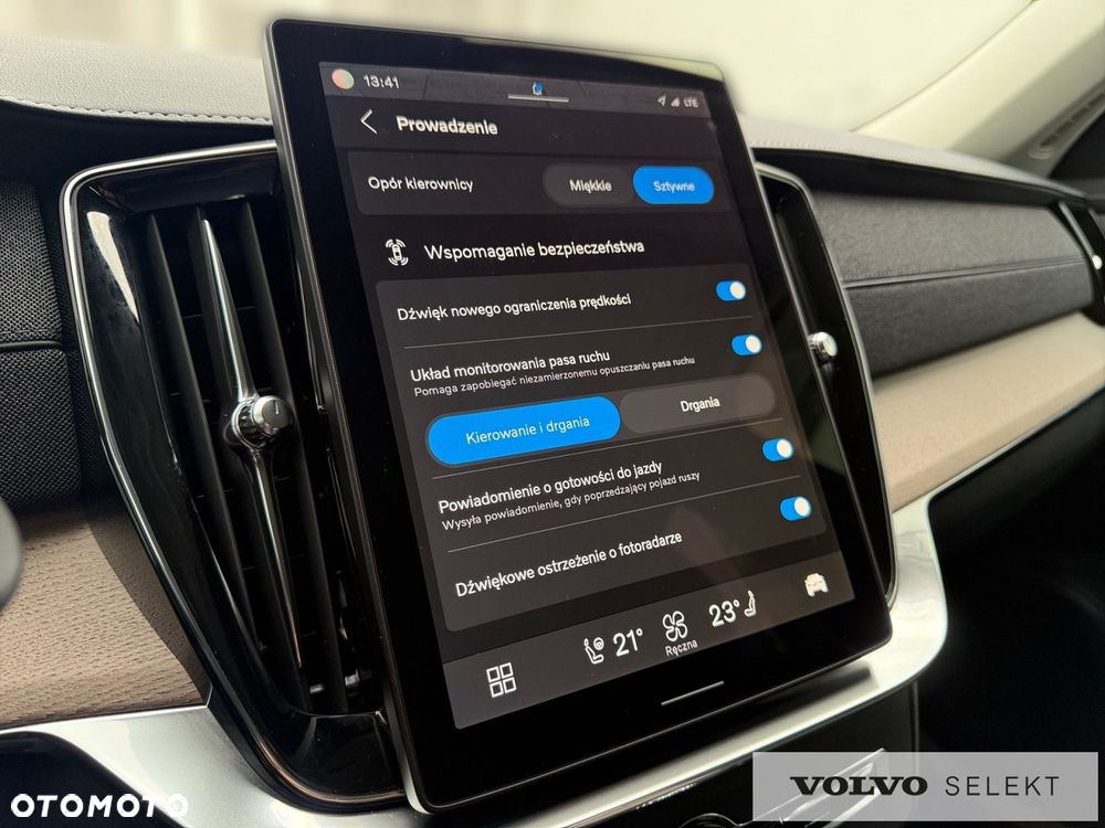 Volvo XC 90 - 25