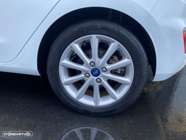 Ford Fiesta 1.0 EcoBoost S&S Titanium - 11