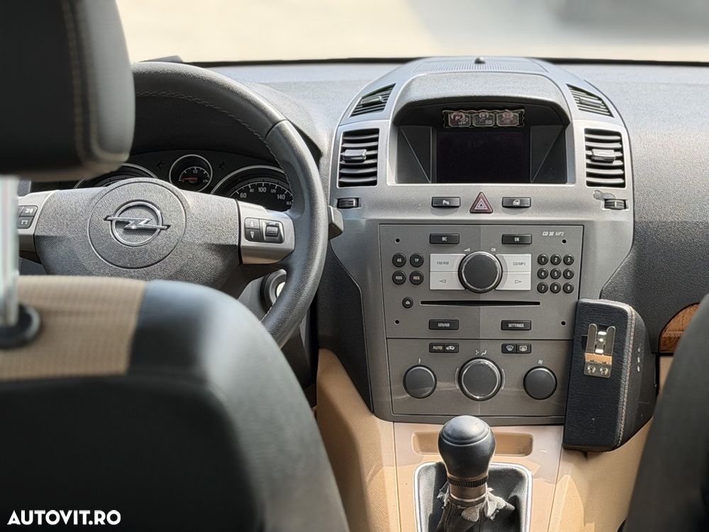 Opel Zafira - 30