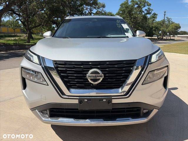 Nissan Rogue - 6