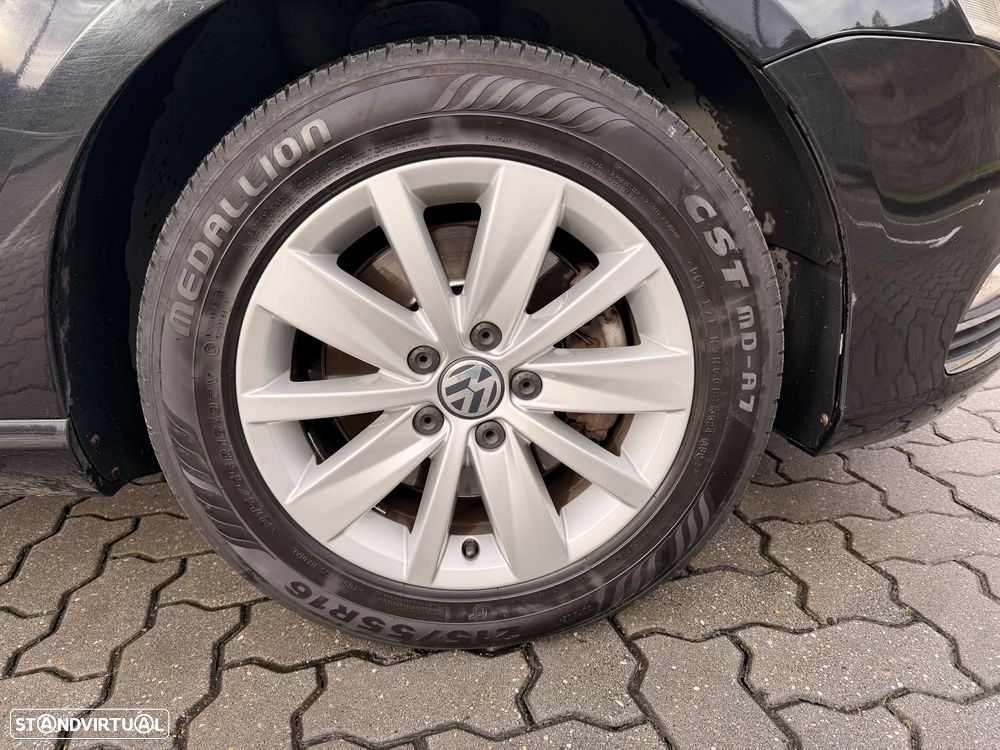 VW Passat Variant 2.0 TDi Comfortline - 8