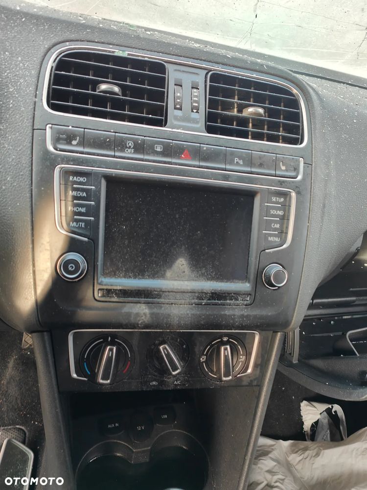VW POLO V 6R 17r RADIO NAWIGACJA - 1