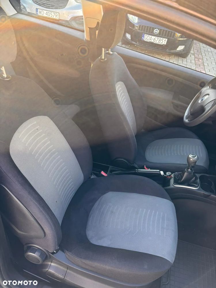 Fiat Grande Punto 1.4 8V - 11