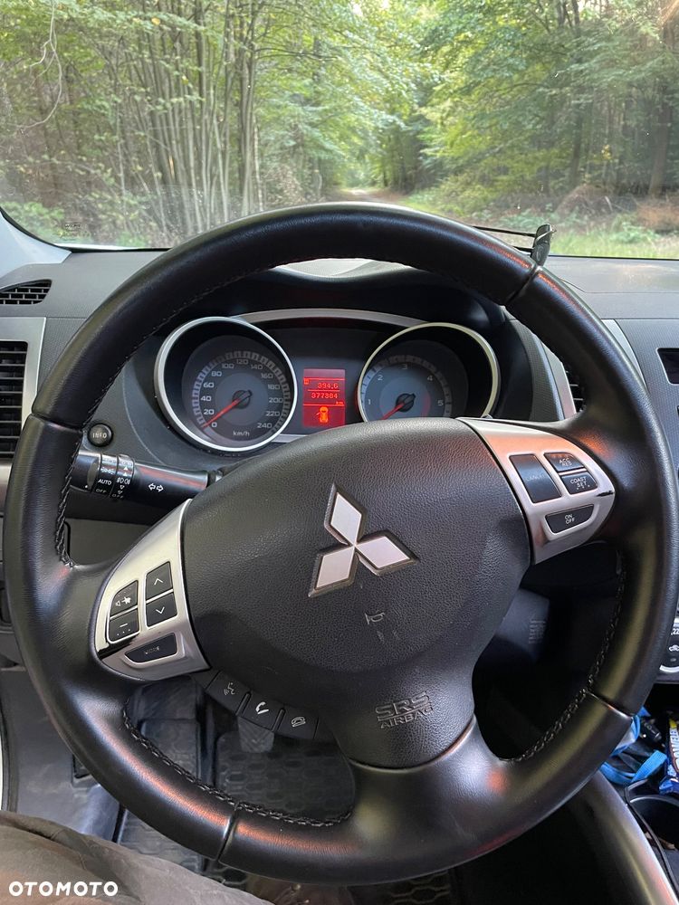 Mitsubishi Outlander 2.0 DID Instyle - 6