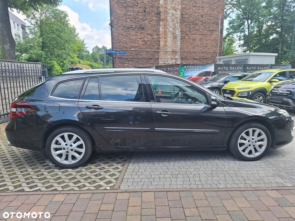 Renault Laguna dCi 180 FAP Initiale - 8