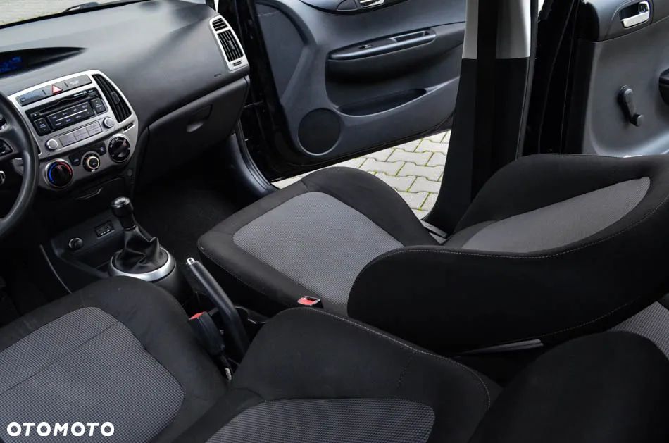 Hyundai i20 1.25 Comfort - 36