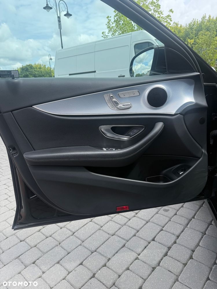 Mercedes-Benz Klasa E 220 d 4-Matic Avantgarde - 10