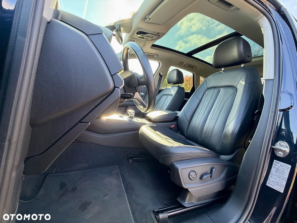Audi Q5 40 TDI Quattro S tronic design - 11