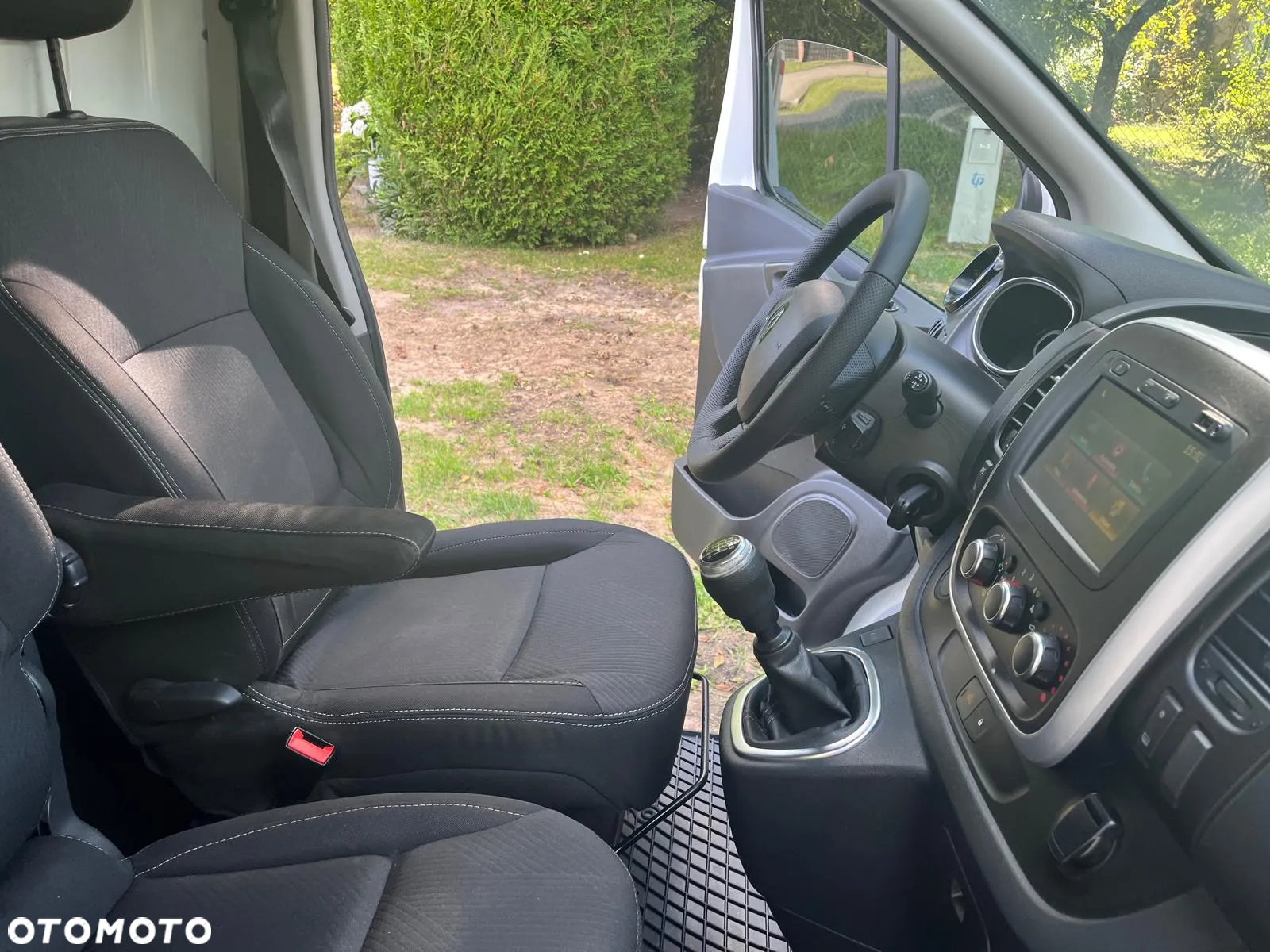 Renault Trafic - 10