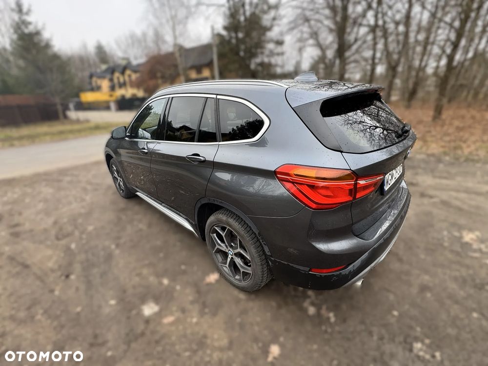 BMW X1 sDrive18d xLine - 8