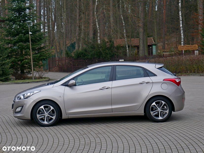 Hyundai i30 1.4 Premium - 11