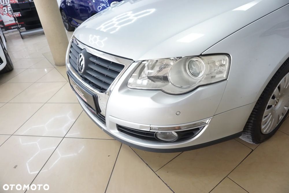 Volkswagen Passat 2.0 TDI Comfortline - 12