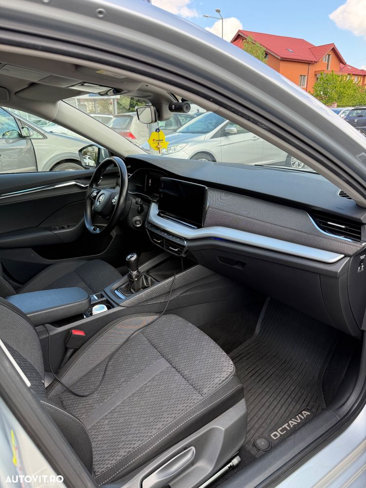 Skoda Octavia - 12