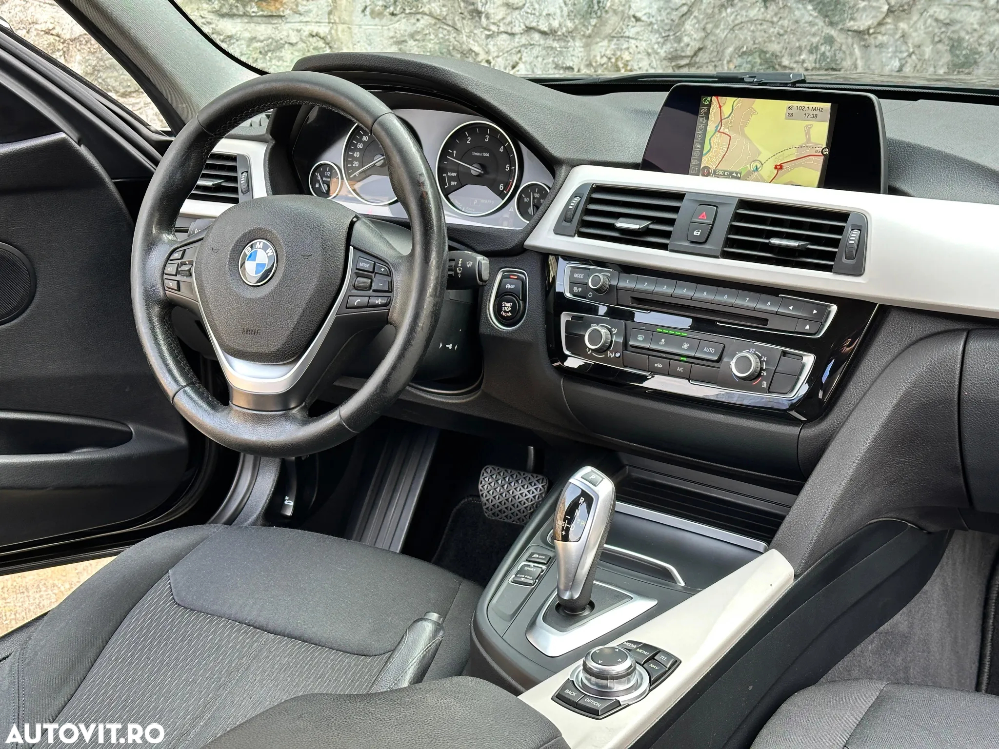 BMW Seria 3 320d Touring Aut. Efficient Dynamics Edition - 17