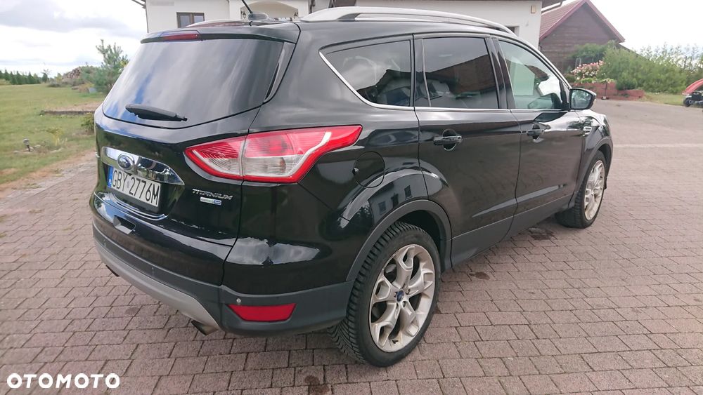 Ford Escape 2.0 EcoBoost AWD Titanium - 8