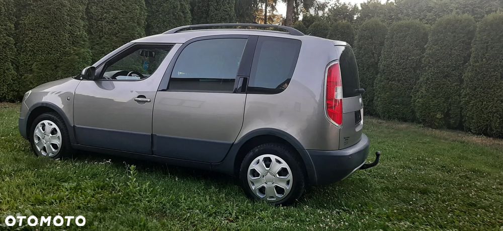 Skoda Roomster 1.6 16V Scout PLUS EDITION - 16