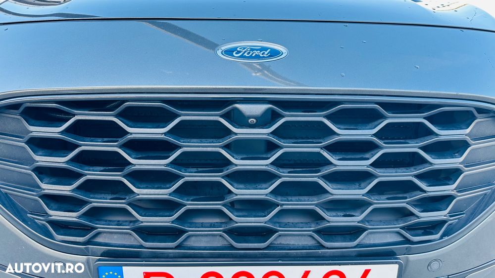 Ford Kuga 2.5 Duratec FHEV ST-LINE X - 11