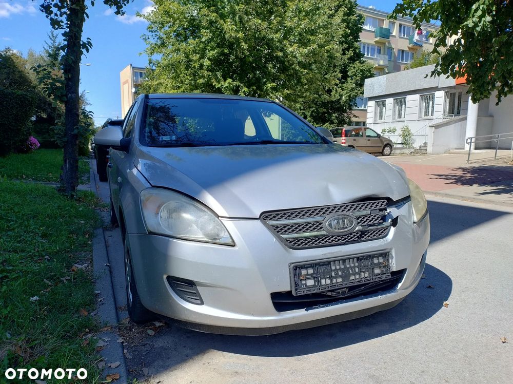 Kia Ceed 1.6 Crdi Comfort - 3