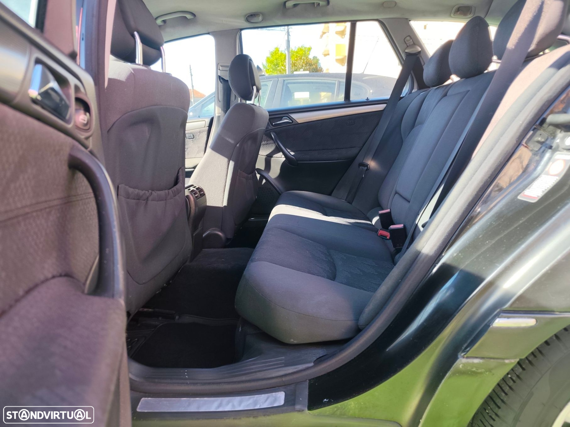 Mercedes-Benz C 220 - 14