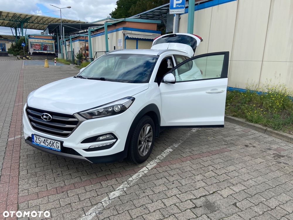Hyundai Tucson 1.7 CRDI BlueDrive Classic 2WD DCT - 11