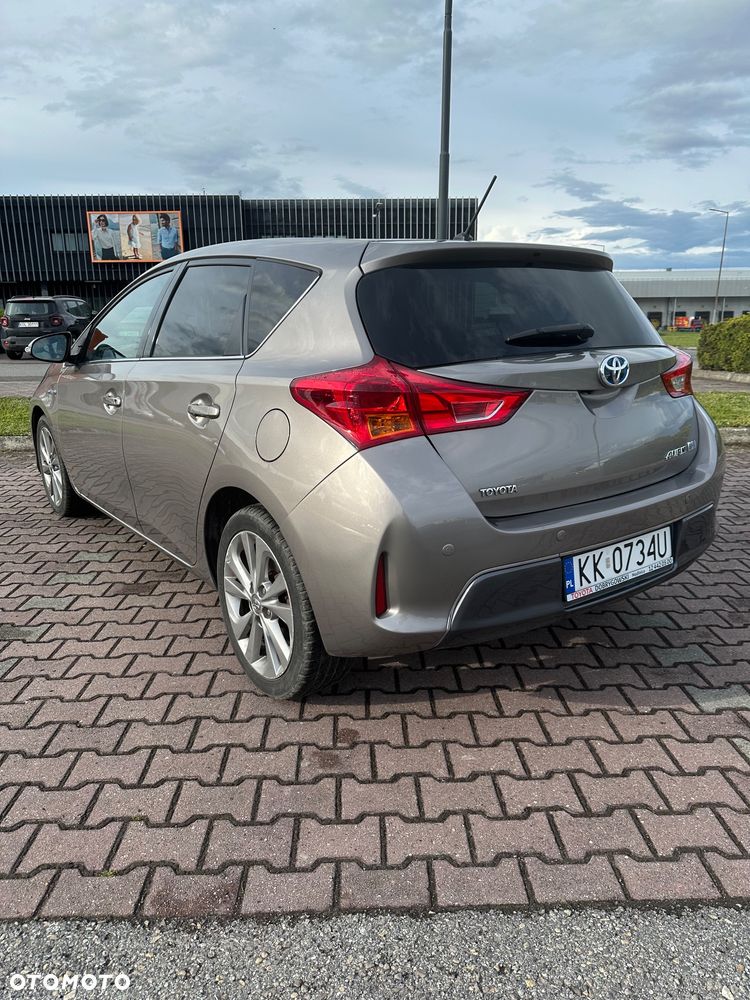 Toyota Auris - 2