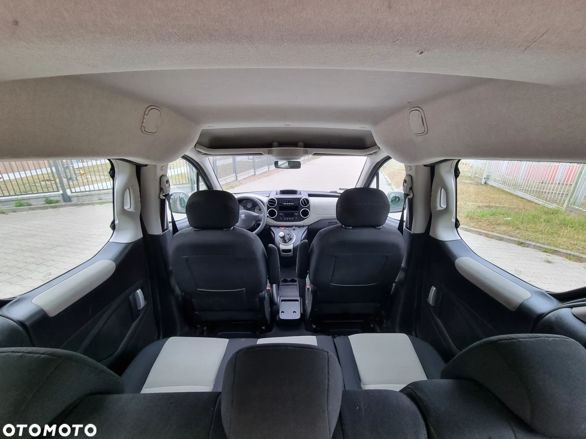 Peugeot Partner 1.6 HDi Active - 11
