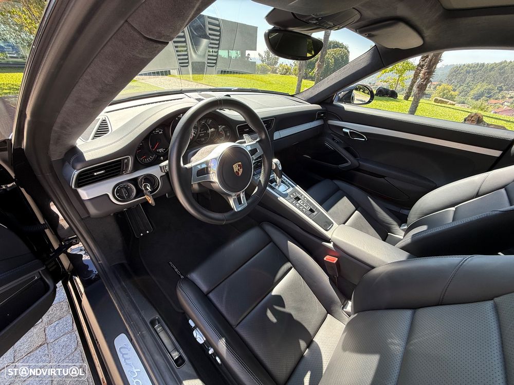 Porsche 911 (991) Turbo S PDK - 9