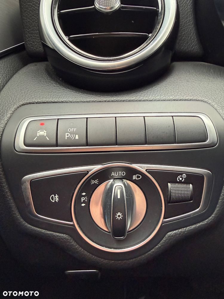 Mercedes-Benz Klasa C - 27