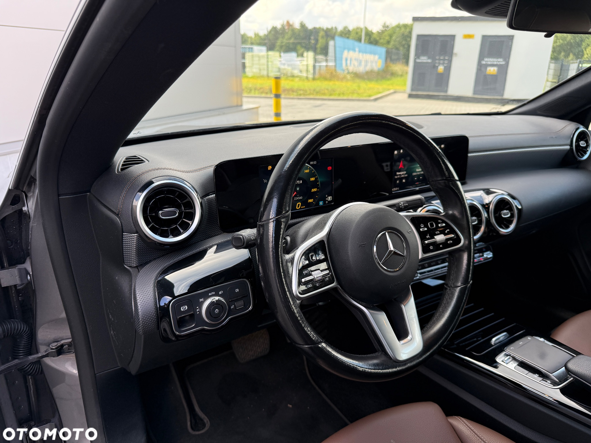 Mercedes-Benz CLA 200 d Shooting Brake 8G-DCT - 22