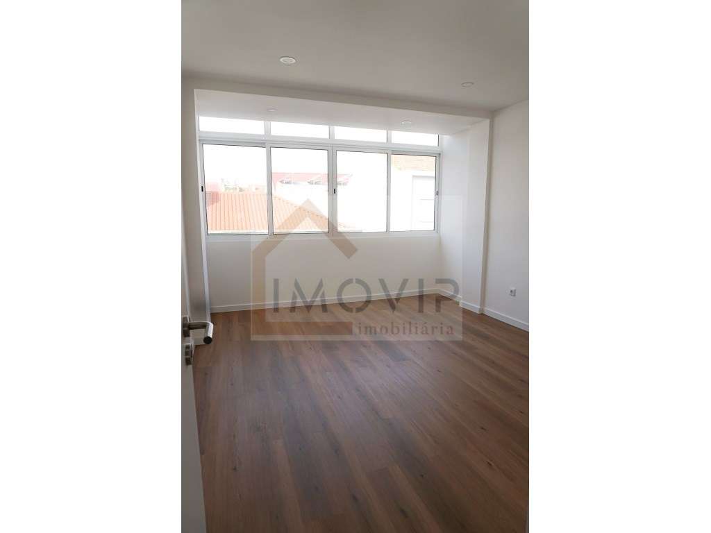 T1 em fase de remodelação total - oportunidade única! - Grande imagem: 5/10