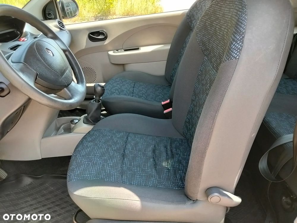 Renault Twingo 1.2i 16V Expression - 9
