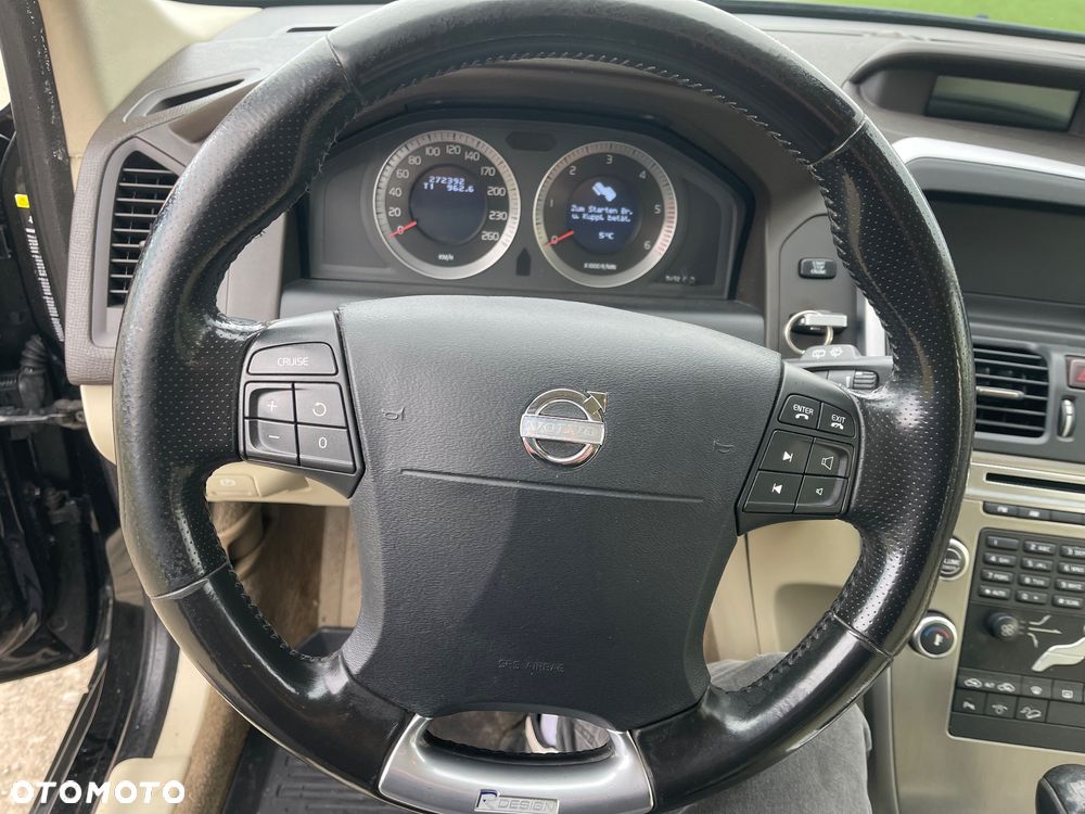 Volvo XC 60 D5 AWD Kinetic - 17