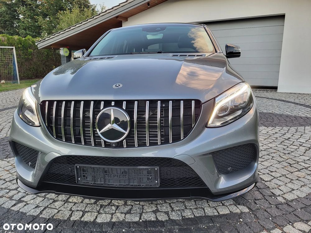 Mercedes-Benz GLE - 26