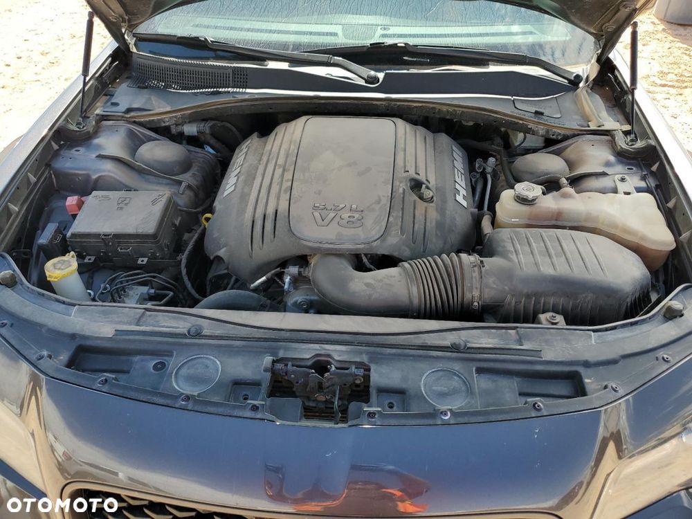 Chrysler 300 - 10